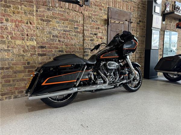 2022 Harley-Davidson Touring