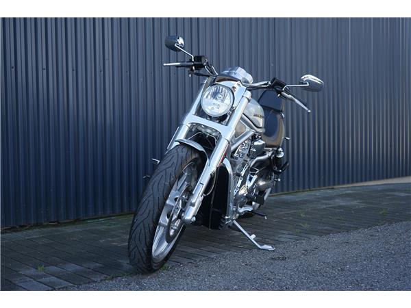 2011 HARLEY-DAVIDSON VRSC VRSCDX Night Rod Special Anniversary ABS