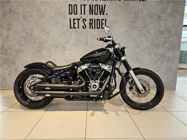 FXST Softail Standard 