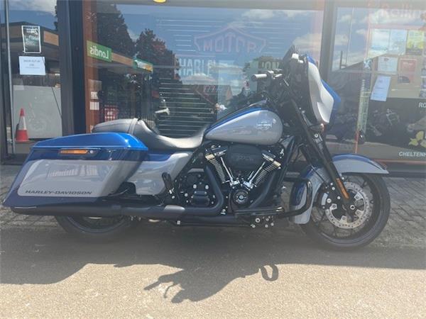  HARLEY-DAVIDSON STREET GLIDE SPECIAL
