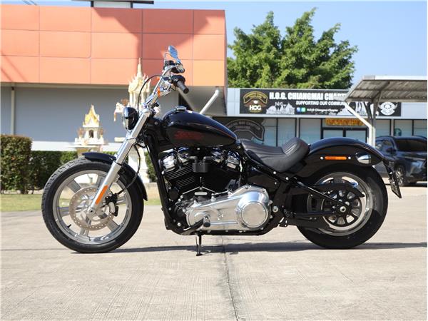 2023 Softail Standard