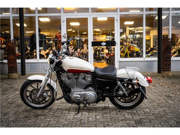 Harley-Davidson Kiel XL883L SUPERLOW SPORTSTER - SEITLICHER KZH-