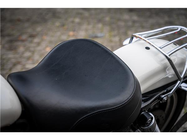 Harley-Davidson Kiel XL883L SUPERLOW SPORTSTER - SEITLICHER KZH-