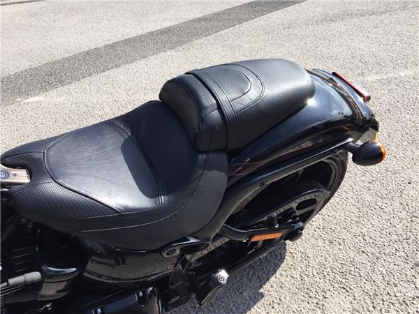 2017 HARLEY-DAVIDSON CVO FXSBE BREAKOUT