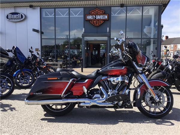 2021 HARLEY-DAVIDSON CVO FLHXSE STREET GLIDE