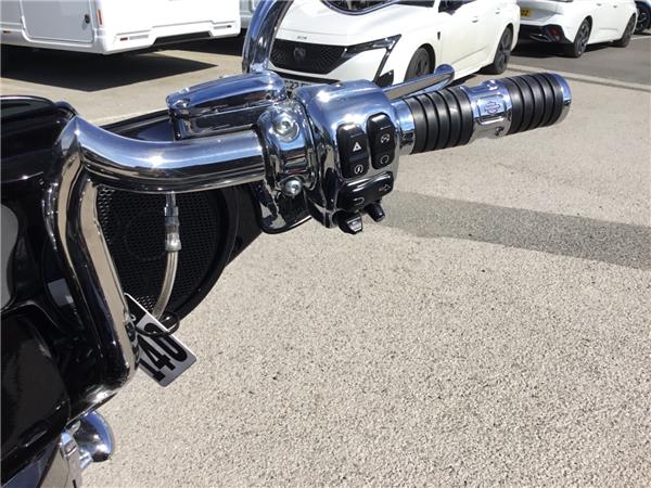 2021 HARLEY-DAVIDSON CVO FLHXSE STREET GLIDE