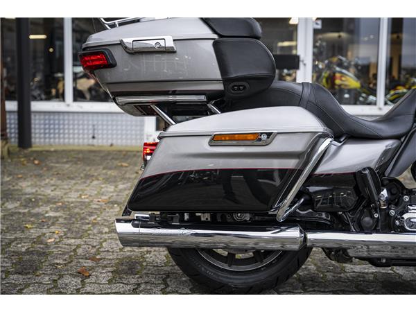 Harley-Davidson Kiel ULTRA LIMITED FLHTK TOURING 103 - REMUS -