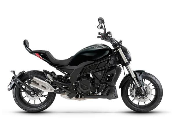 Benelli 502 Cruiser