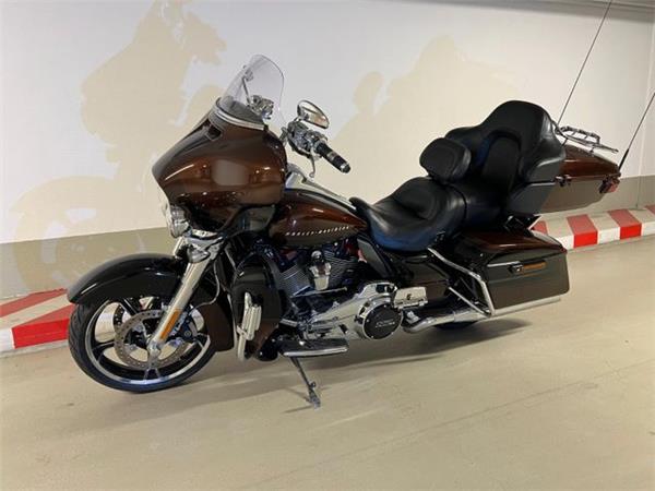 Harley-Davidson FLHTKSE CVO Ultra Limited