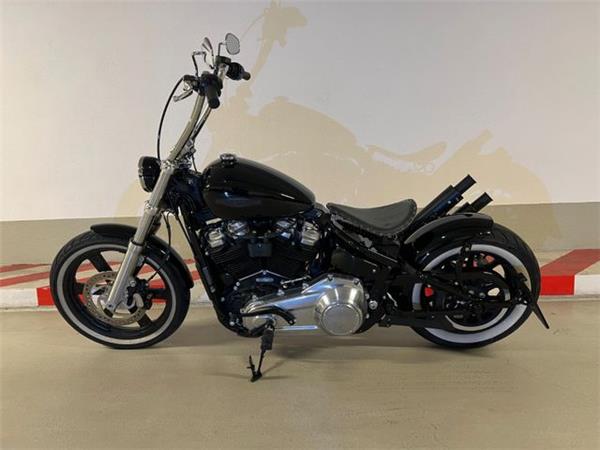 Harley-Davidson FXST Softail Standard Custom