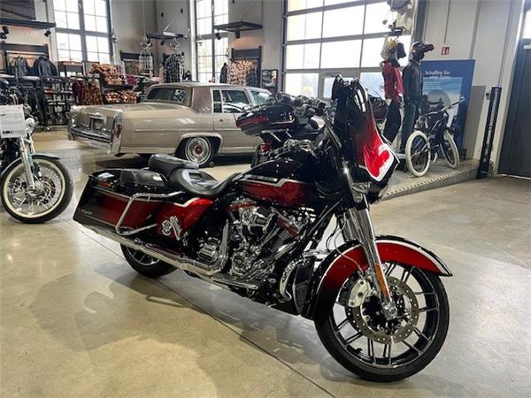 STREET GLIDE SCREAMIN EAGLE 
