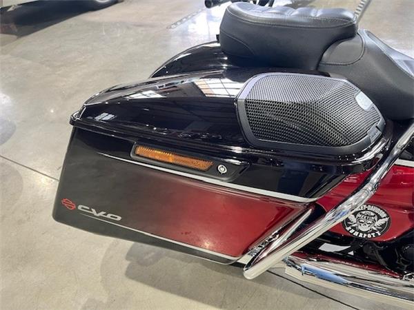 STREET GLIDE SCREAMIN EAGLE 