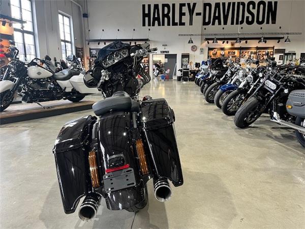 STREET GLIDE SCREAMIN EAGLE 