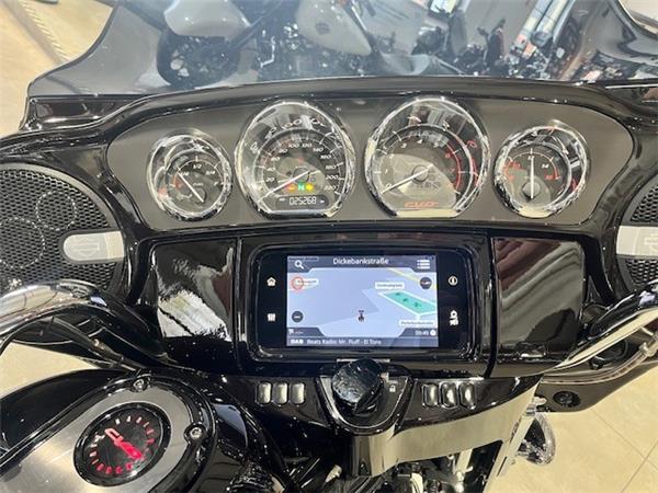 STREET GLIDE SCREAMIN EAGLE 