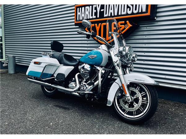 2015 HARLEY-DAVIDSON ROAD KING