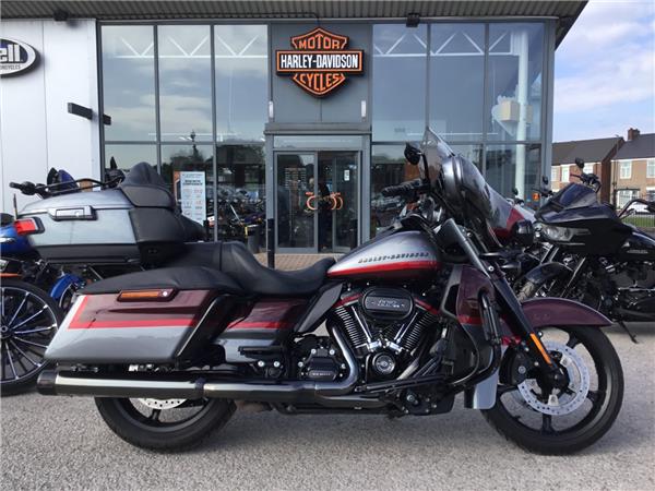 2019 HARLEY-DAVIDSON CVO FLHTKSE ELECTRA GLIDE ULTRA LIMITED