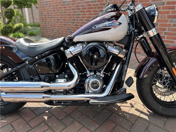 FLSL Softail Slim 