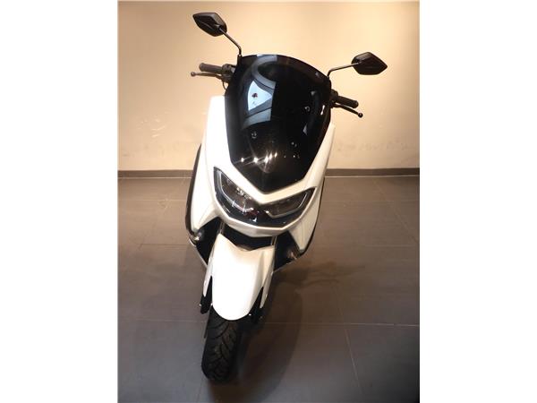 YAMAHA N-MAX 125