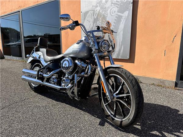 Harley-Davidson Softail - LOW RIDER