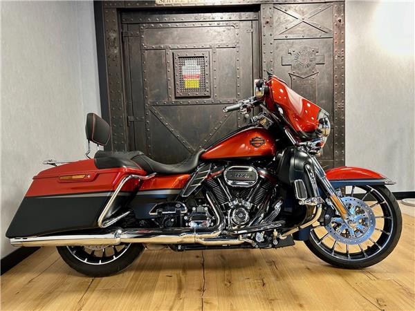 TOURING STREET GLIDE 1923 CVO 