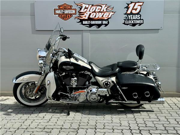 2014 Harley-Davidson Road King Classic FLHRC Tourer