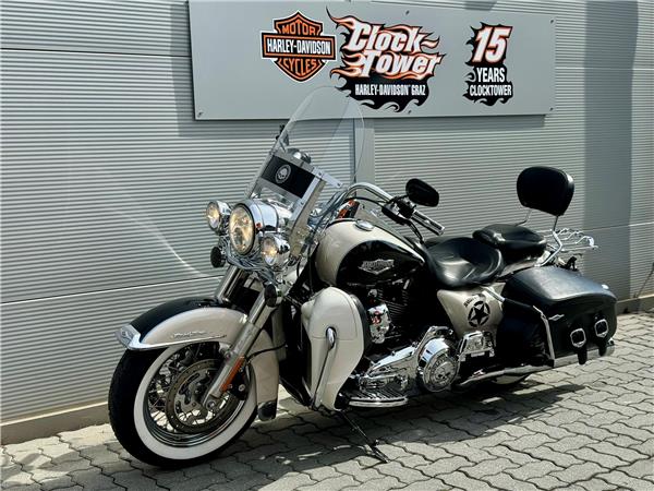 2014 Harley-Davidson Road King Classic FLHRC Tourer