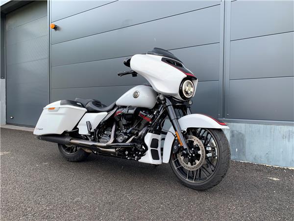 2021 HARLEY-DAVIDSON STREET GLIDE