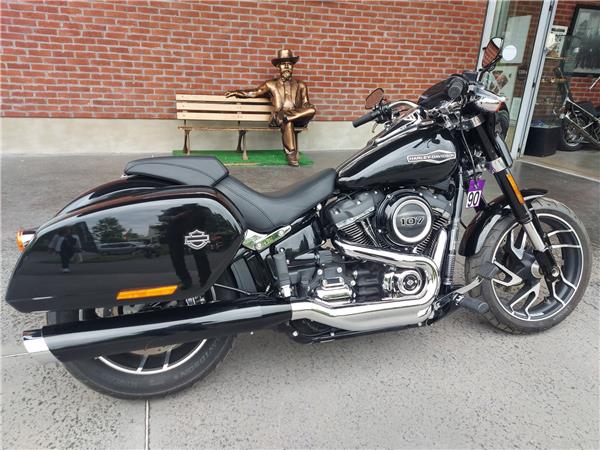 2018 HARLEY-DAVIDSON SPORT GLIDE