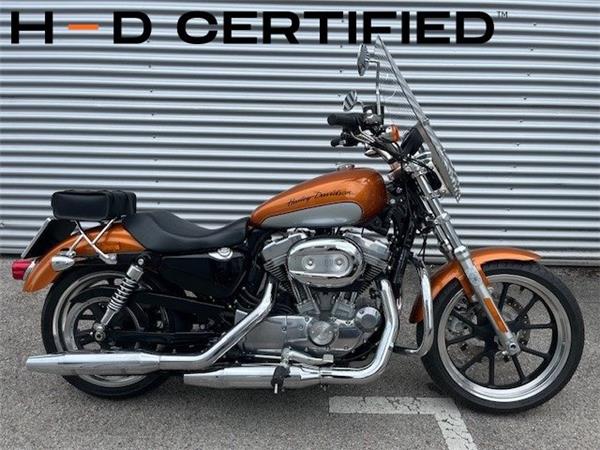 2014 Harley-Davidson Sportster XL 883 L SuperLow Cruiser