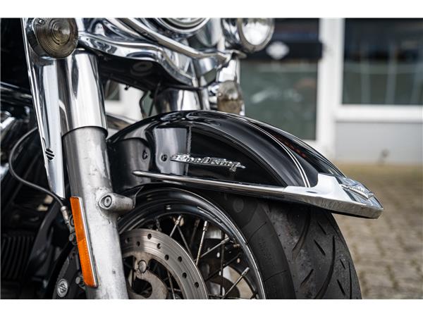 Harley-Davidson Kiel FLHRC ROAD KING CLASSIC - KESSTECH