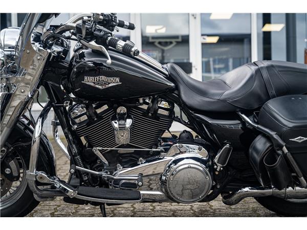 Harley-Davidson Kiel FLHRC ROAD KING CLASSIC - KESSTECH