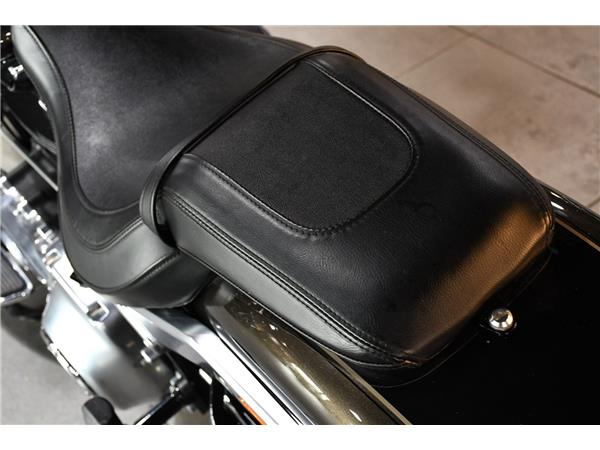 2019 HARLEY-DAVIDSON SOFTAIL FLFBS FAT BOY 114