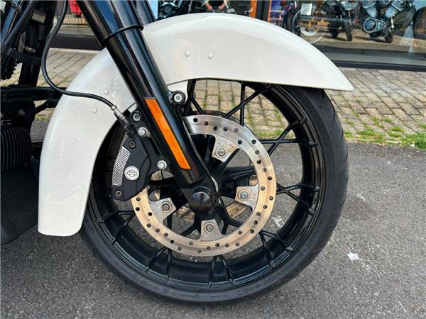 2023 HARLEY-DAVIDSON STREET GLIDE SPECIAL