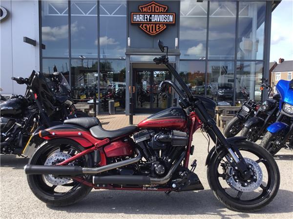 2017 HARLEY-DAVIDSON CVO
