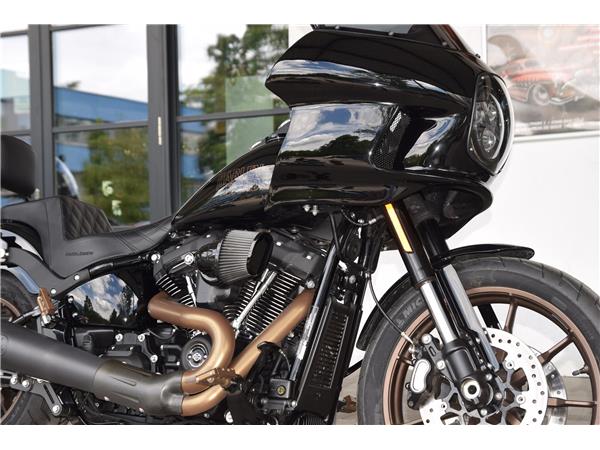 FXLRS Low Rider S mit KessTech Auspuff uvm.