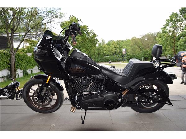 FXLRS Low Rider S mit KessTech Auspuff uvm.