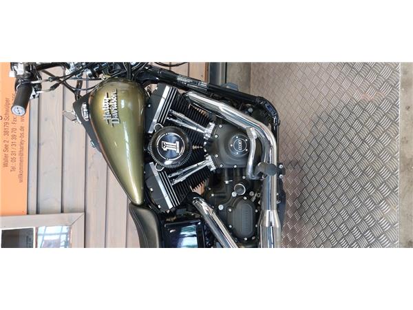 FXDB103 STREET BOB 