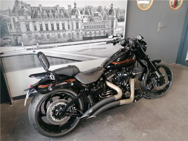 SOFTAIL BREAKOUT 1800 CVO