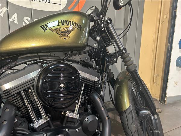 SPORTSTER IRON 883