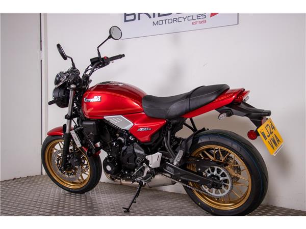  KAWASAKI Z650 RS