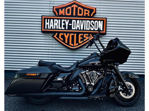 2018 HARLEY-DAVIDSON ROAD GLIDE