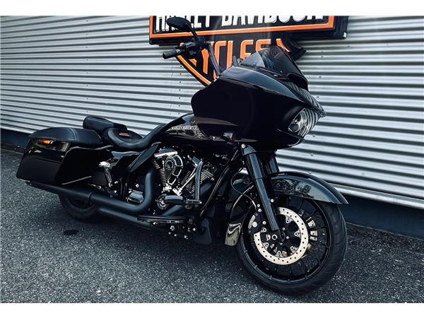 2018 HARLEY-DAVIDSON ROAD GLIDE