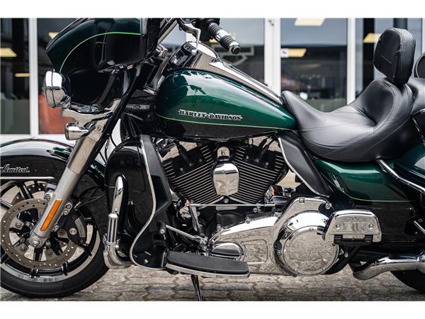 Harley-Davidson Kiel ULTRA LIMITED FLHTK TOURING 103 - GRIFFHEIZUNG -