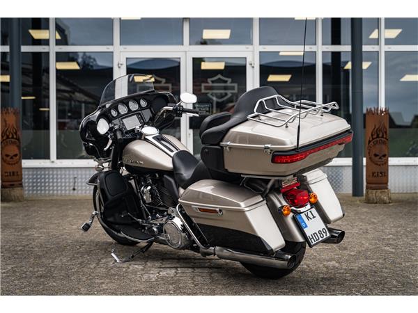 Harley-Davidson Kiel ULTRA LIMITED LOW FLHTKL - RÜCKWÄRTSGANG -