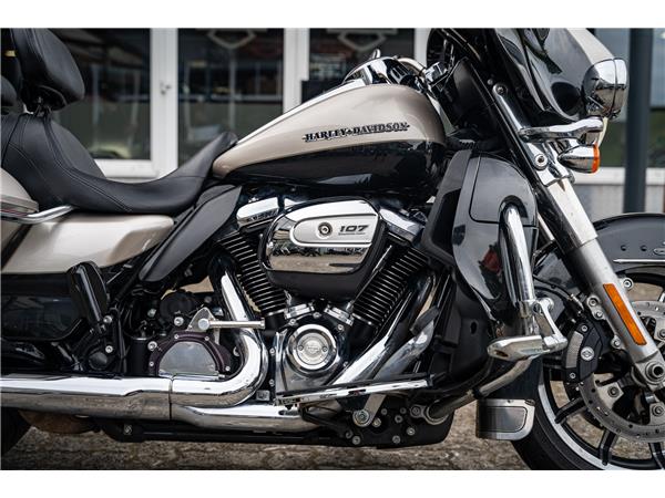 Harley-Davidson Kiel ULTRA LIMITED LOW FLHTKL - RÜCKWÄRTSGANG -