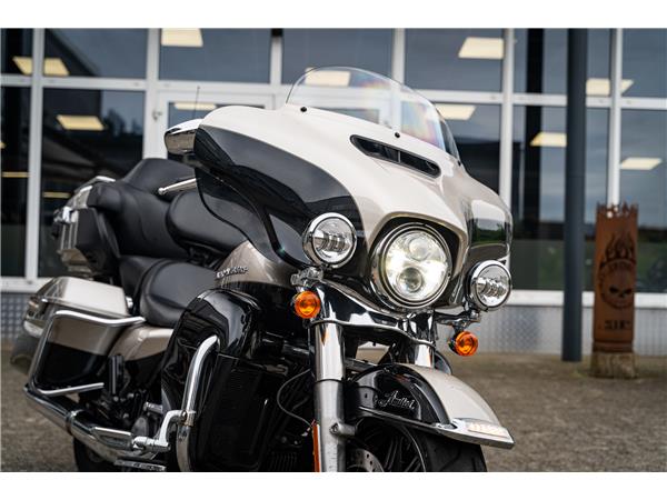 Harley-Davidson Kiel ULTRA LIMITED LOW FLHTKL - RÜCKWÄRTSGANG -