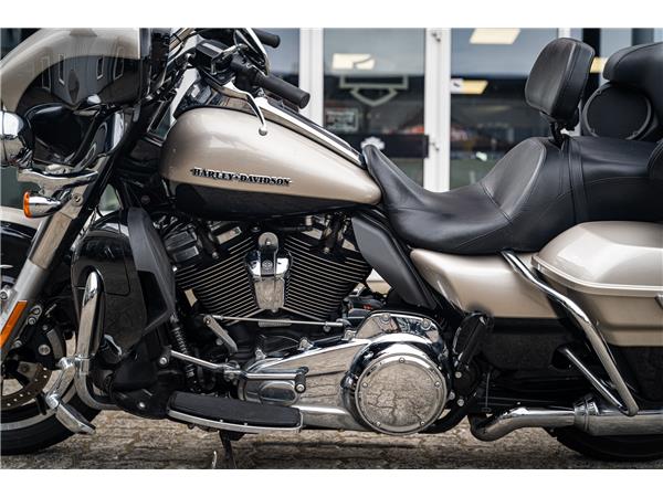 Harley-Davidson Kiel ULTRA LIMITED LOW FLHTKL - RÜCKWÄRTSGANG -