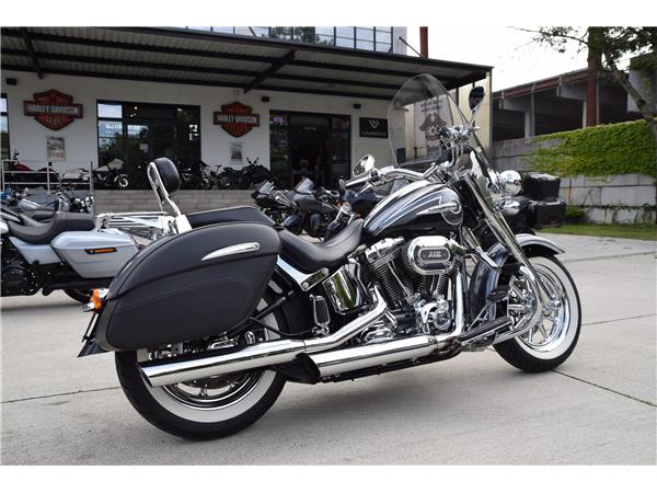 FLSTNSE CVO Softail Deluxe