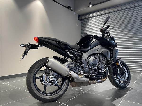 2022 Yamaha MT-10 