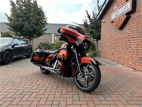 CVO FLHXSE STREET GLIDE CVO FLHXSE STREET GLIDE